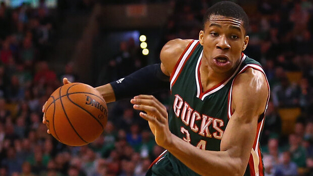 里瓦尔多：弗里克不能再这样下去，他需给亚马尔设计更多战术（里瓦尔多：弗里克该改变思路，多为亚马尔量身定制战术）