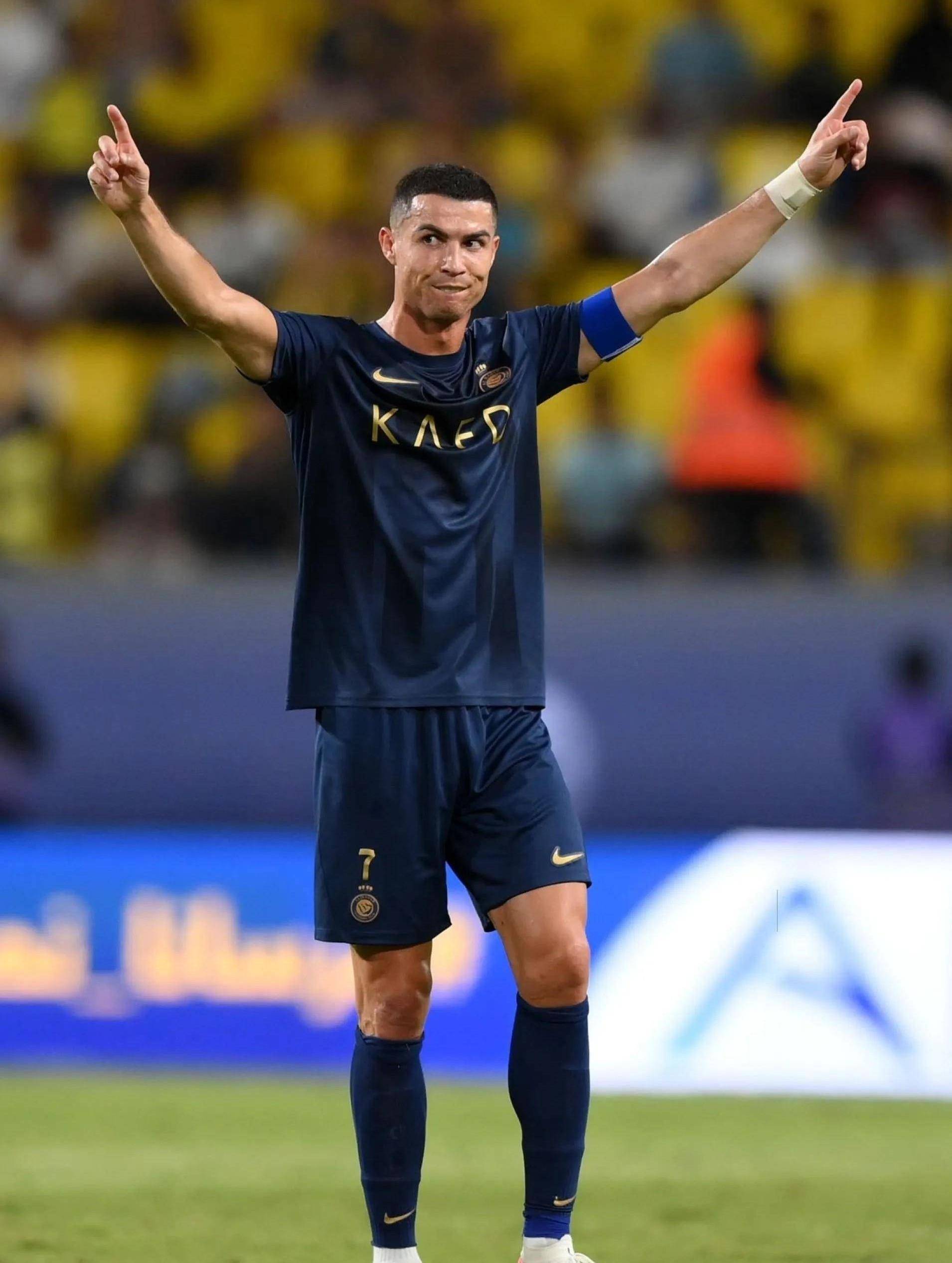 图片报：多特希望以顶薪续约施洛特贝克，但球员还在犹豫（图片报：多特欲以顶薪续约施洛特贝克，球员仍举棋不定）