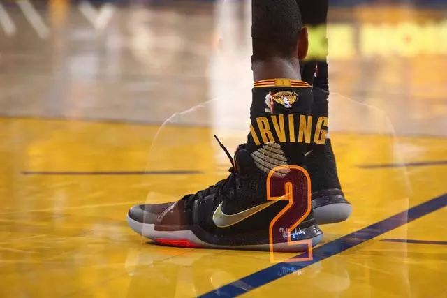 五粮液早报：这次“既分高下，也决生死”！（五粮液早报：这一战不止分胜负，更是生死较量！）