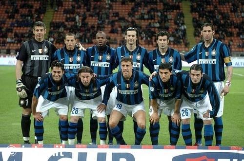 替补戴帽，凯恩当选斯图加特vs拜仁全场最佳球员（凯恩替补戴帽，获评斯图加特vs拜仁全场最佳）