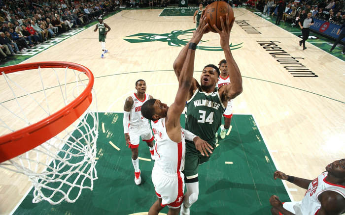 官方：恰尔汗奥卢当选国米10月队内最佳球员（国米官宣：恰尔汗奥卢荣膺球队十月最佳）