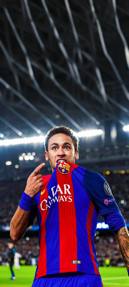 英超积分榜更新：曼城榜首压力加大,（英超最新积分榜：曼城领跑压力加剧）