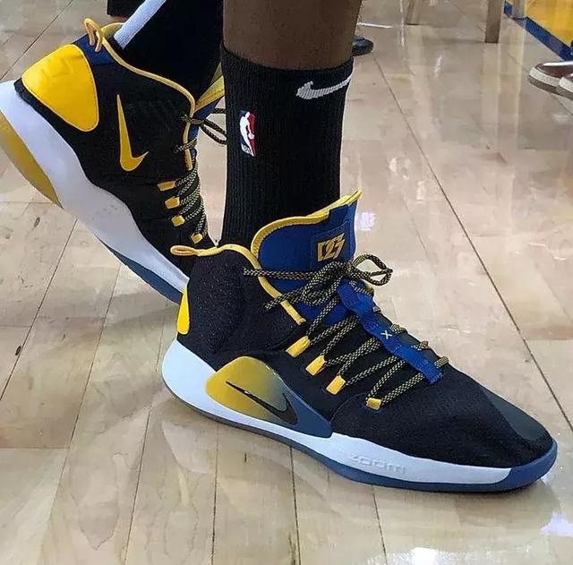 NBA：湖人加时不敌掘金 詹姆斯空砍准三双（NBA：湖人加时惜败掘金，詹姆斯准三双难救主）